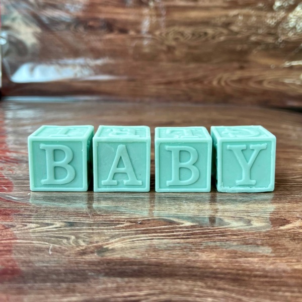 Фигурка из шоколадной глазури "Кубики", голубые