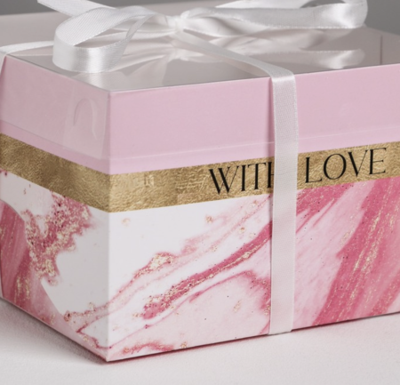 Коробка для 4 капкейков с пластиковой крышкой «With love»
