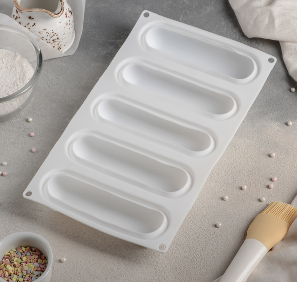 Форма для выпечки и муссовых десертов Доляна «Эклер», 30×17×3 см, 5 ячеек, 14,5×4,5 см, силикон