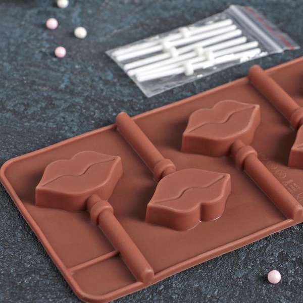 Форма для леденцов "Поцелуй", 6 ячеек