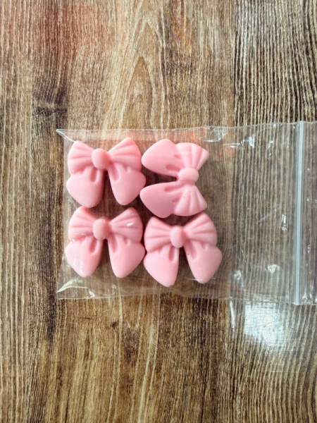 Фигурка из шоколадной глазури "Бантики №6" розовые, 2,5 см, 4 шт