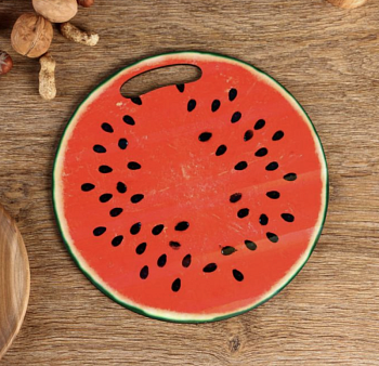 Доска разделочная и сервировочная круглая кухонная "Арбуз в разрезе", 26,5 см, дерево