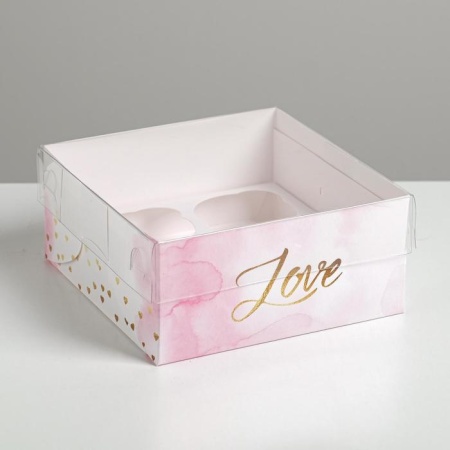 Коробка для 4 капкейков с пластиковой крышкой «Love»