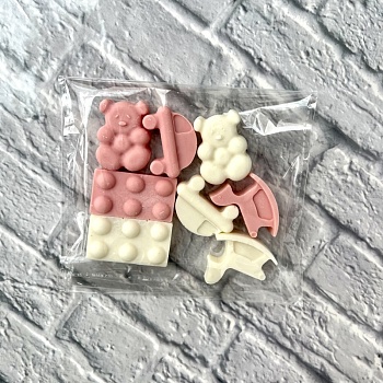 Фигурка из шоколадной глазури "Набор. Детские игрушки", розовый