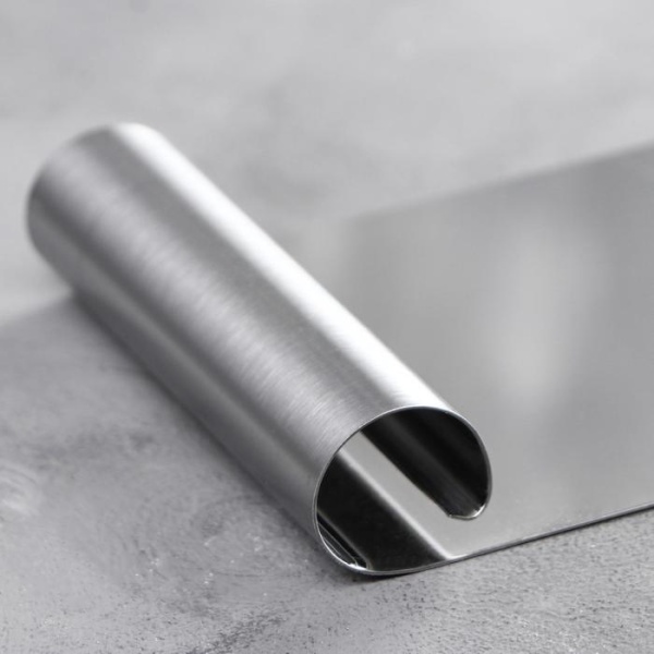 Шпатель кондитерский для выравнивания, металл, 8 см